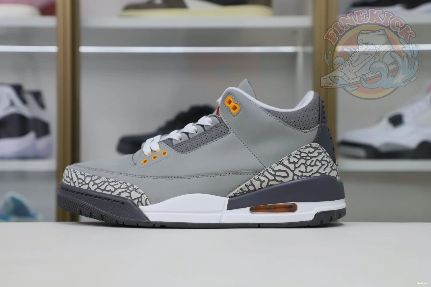 Jordan retro
